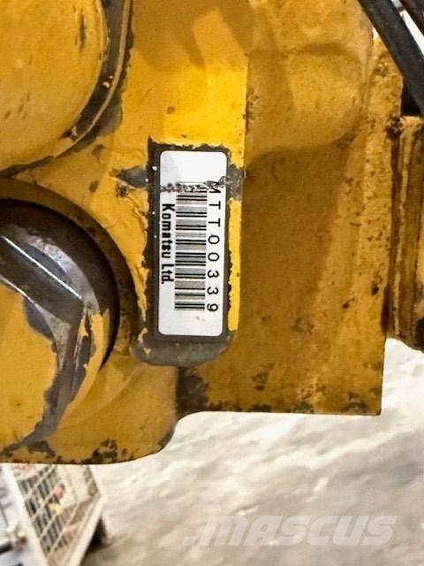 Komatsu PC 600 LC-8 USED PARTS Lánctalpas kotrók
