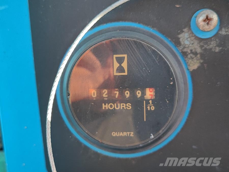 Genie GS3268 Šķerveida pacēlāji