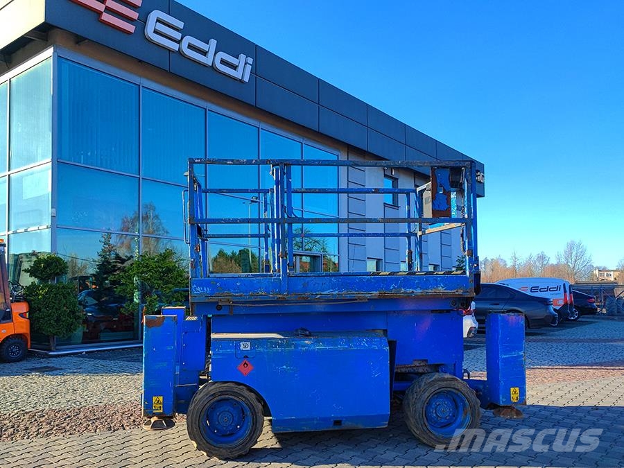 Genie GS3268 Šķerveida pacēlāji