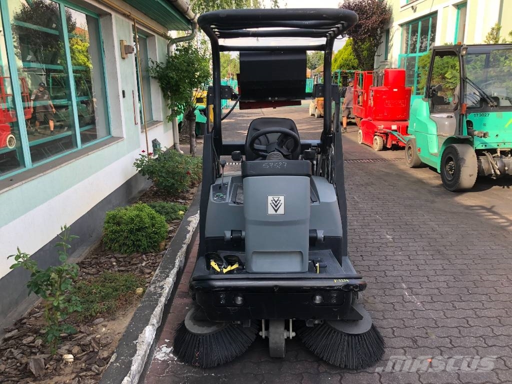 Kärcher KM 120/150R LPG V-3254 Коммунальная техника - Другие