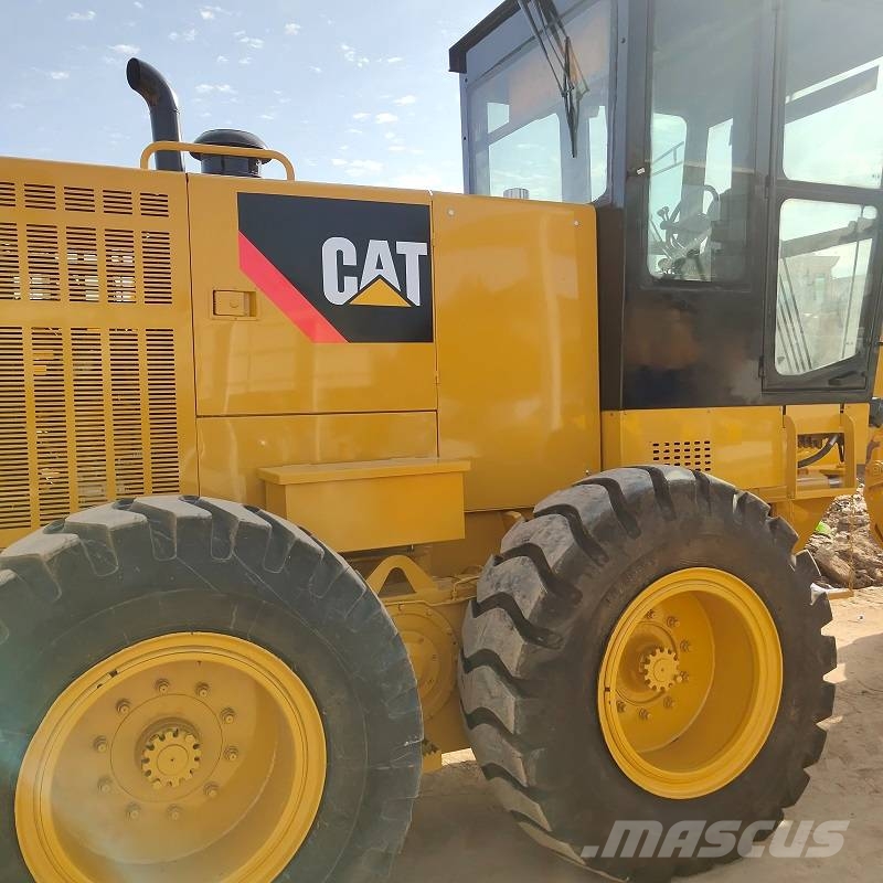 CAT 140 Grederji