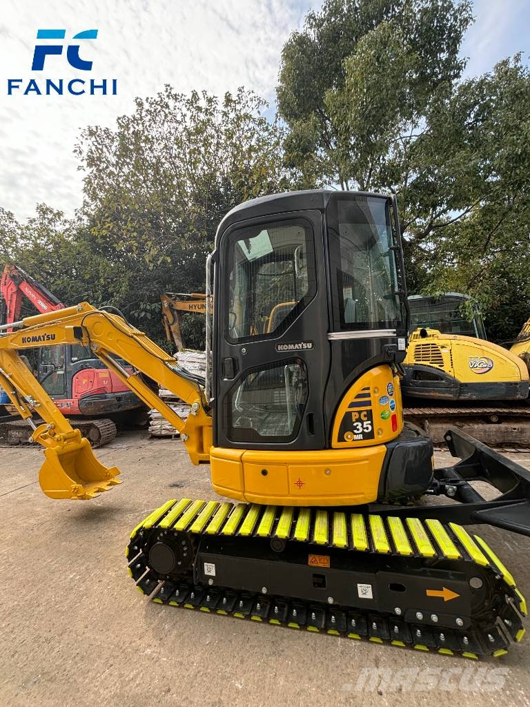 Komatsu PC 35 MR 小型挖掘机