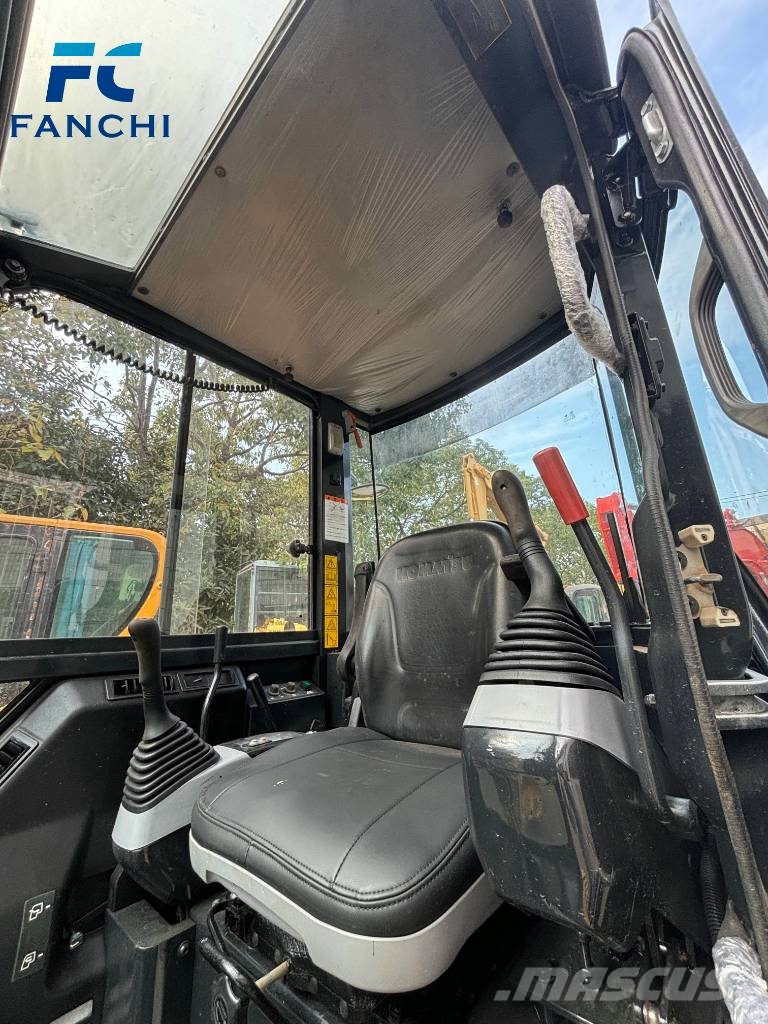 Komatsu PC 35 MR 小型挖掘机