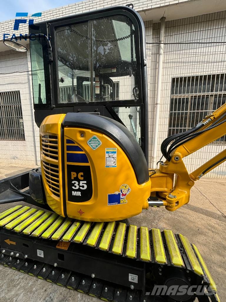 Komatsu PC 35 MR 小型挖掘机