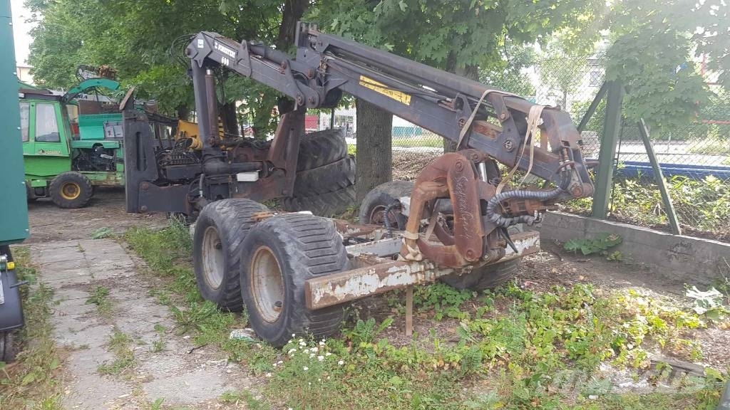 Kesla Przyczepa Leśna Meža piekabes