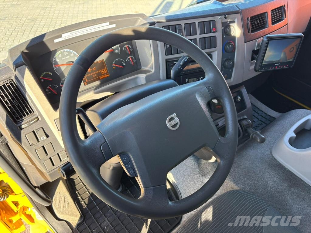 Volvo FL 240 4x2 BOX L=7694 mm Sanduk kamioni