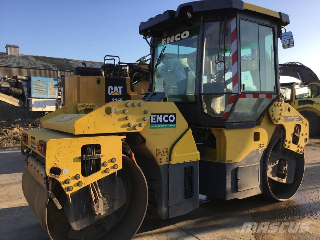 Dynapac CC 2200 Tandemové valce