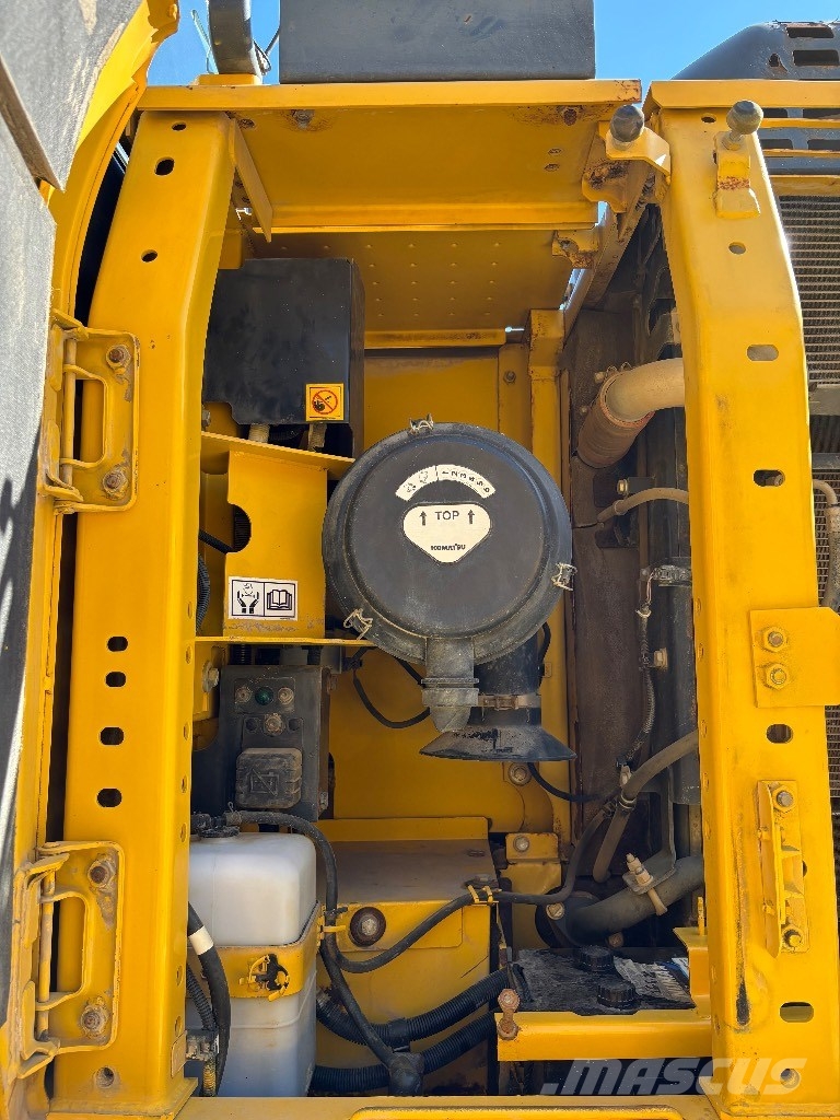 Komatsu PC 210 LC-10 Lánctalpas kotrók