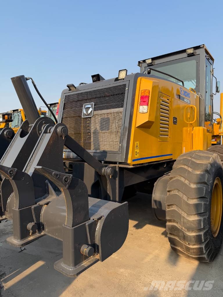 XCMG GR2153   Source factory معدات تمهيد الطرق