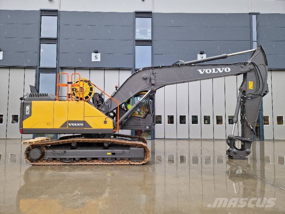 Volvo EC250EL Bageri gusjeničari