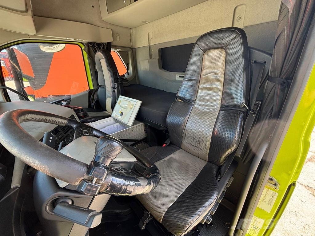 Volvo FH 540 6x4 Transporte de madera