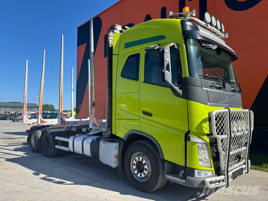 Volvo FH 540 6x4 Transporte de madera