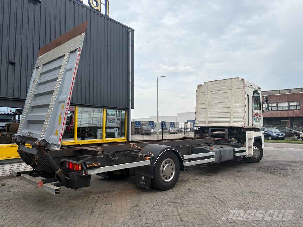 Renault MAGNUM 19,400 + BDF + 4 PERSON + BED + ELEVATOR Razstavljivi tovornjaki z žičnimi dvigali