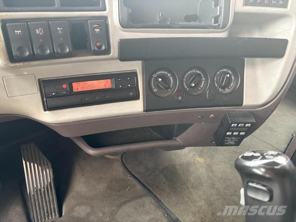 Renault MAGNUM 19,400 + BDF + 4 PERSON + BED + ELEVATOR Razstavljivi tovornjaki z žičnimi dvigali