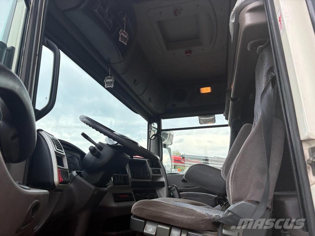 Renault MAGNUM 19,400 + BDF + 4 PERSON + BED + ELEVATOR Razstavljivi tovornjaki z žičnimi dvigali