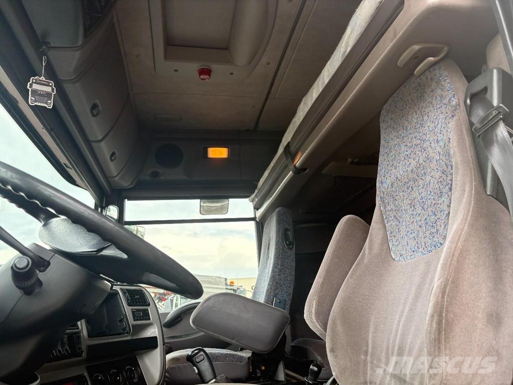 Renault MAGNUM 19,400 + BDF + 4 PERSON + BED + ELEVATOR Razstavljivi tovornjaki z žičnimi dvigali