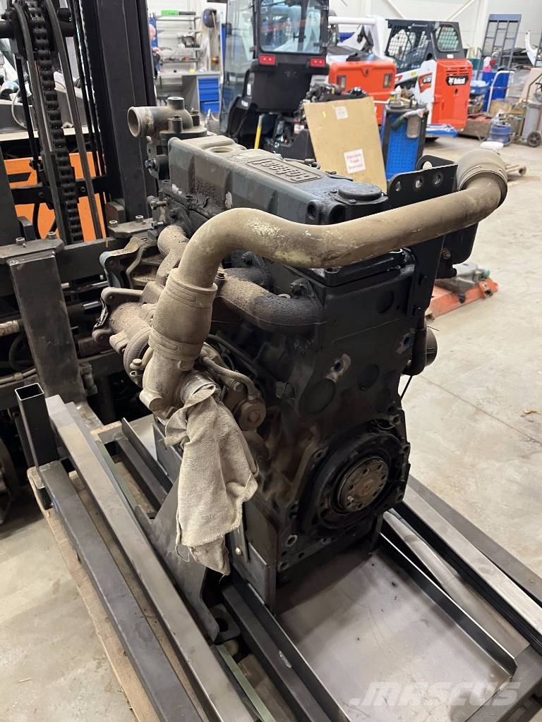 Kubota D722 V1505 V2203 V2403 V3300 Mootorid