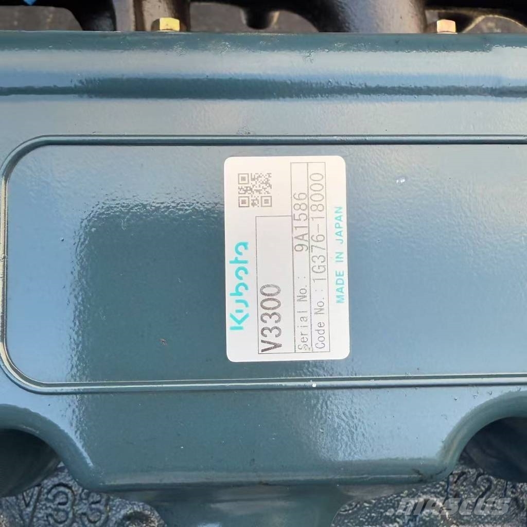 Kubota V 3300  excavator engine /excavator motor Moottorit
