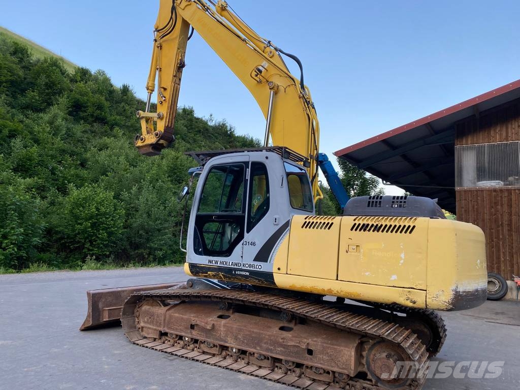 New Holland E 215 B Rupsgraafmachines