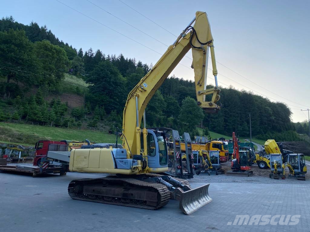 New Holland E 215 B Rupsgraafmachines