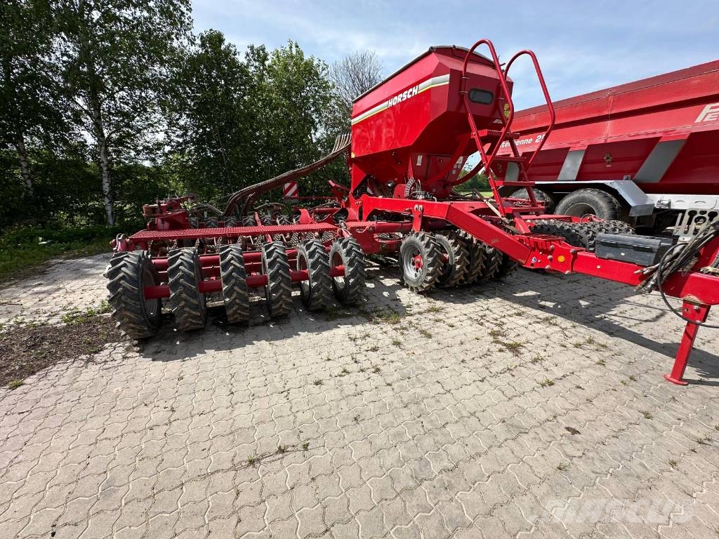 Horsch Pronto 8 DC Perforatrici