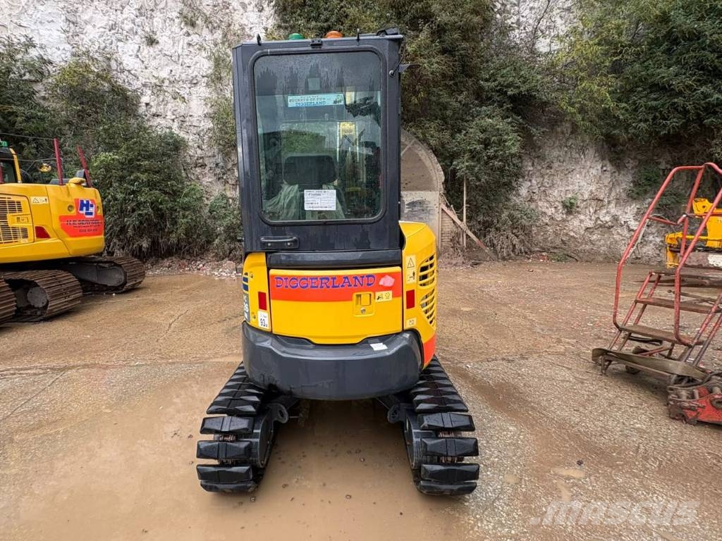 Komatsu PC 26 MR-3 Mini ekskavatori < 7 t