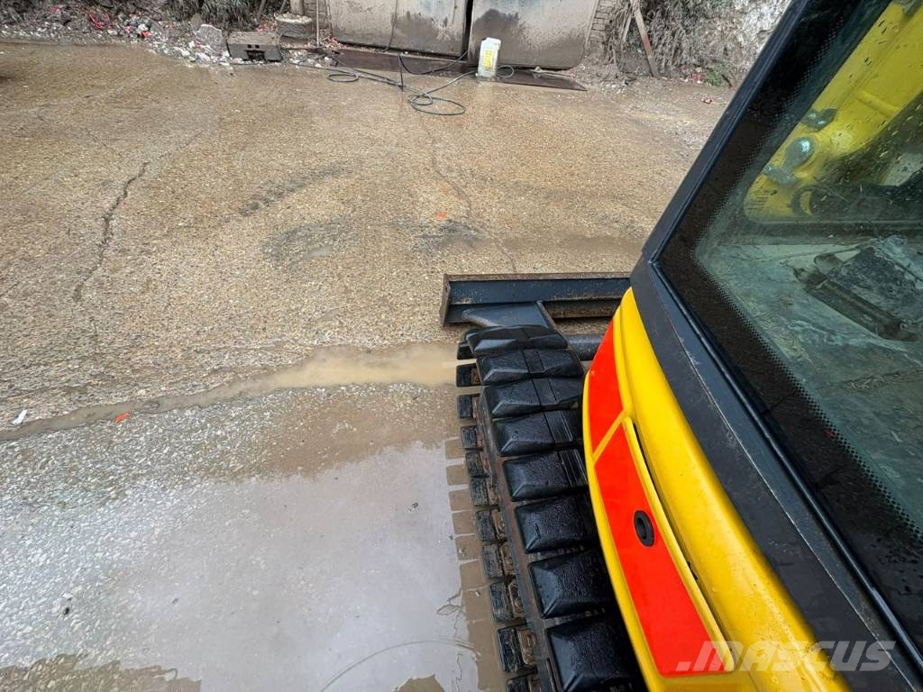 Komatsu PC 26 MR-3 Mini ekskavatori < 7 t
