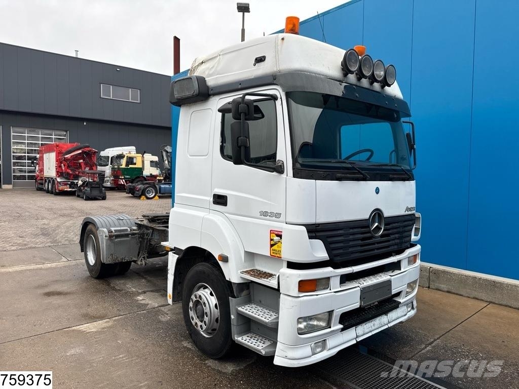 Mercedes-Benz Axor 1835 PTO, Manual transmission 트랙터 유닛