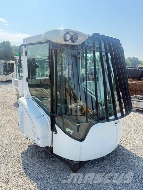 Liebherr L 524,L538 L556 USED CAB كابينة والداخلية