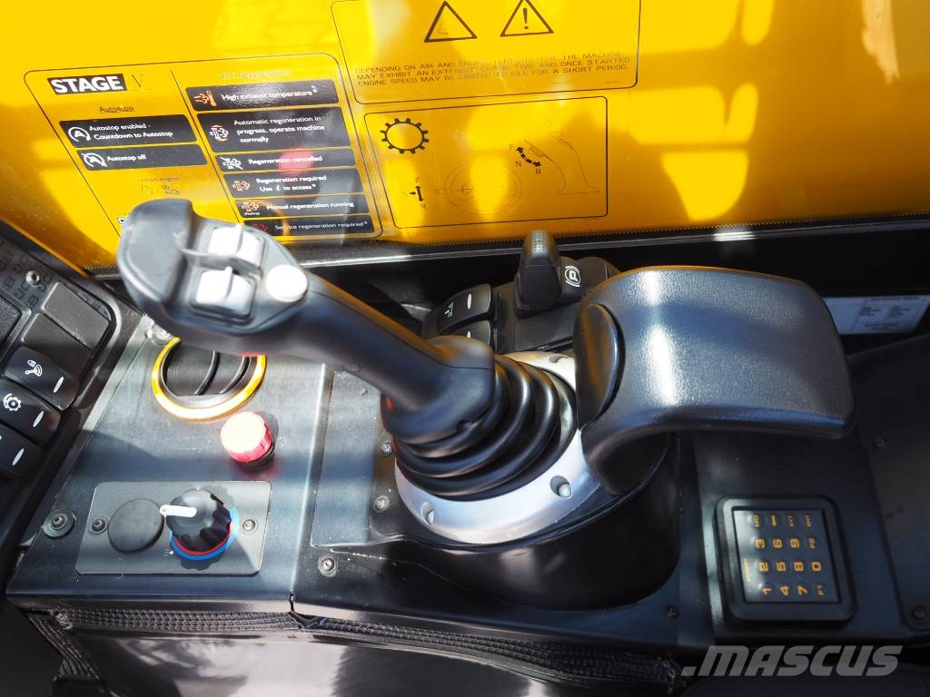 JCB 525-60 Hi-ViZ Redskapsbärare för lantbruk
