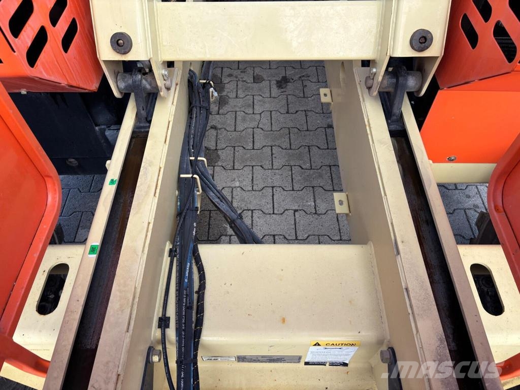 JLG 3394RT رافعات مقصية الشكل