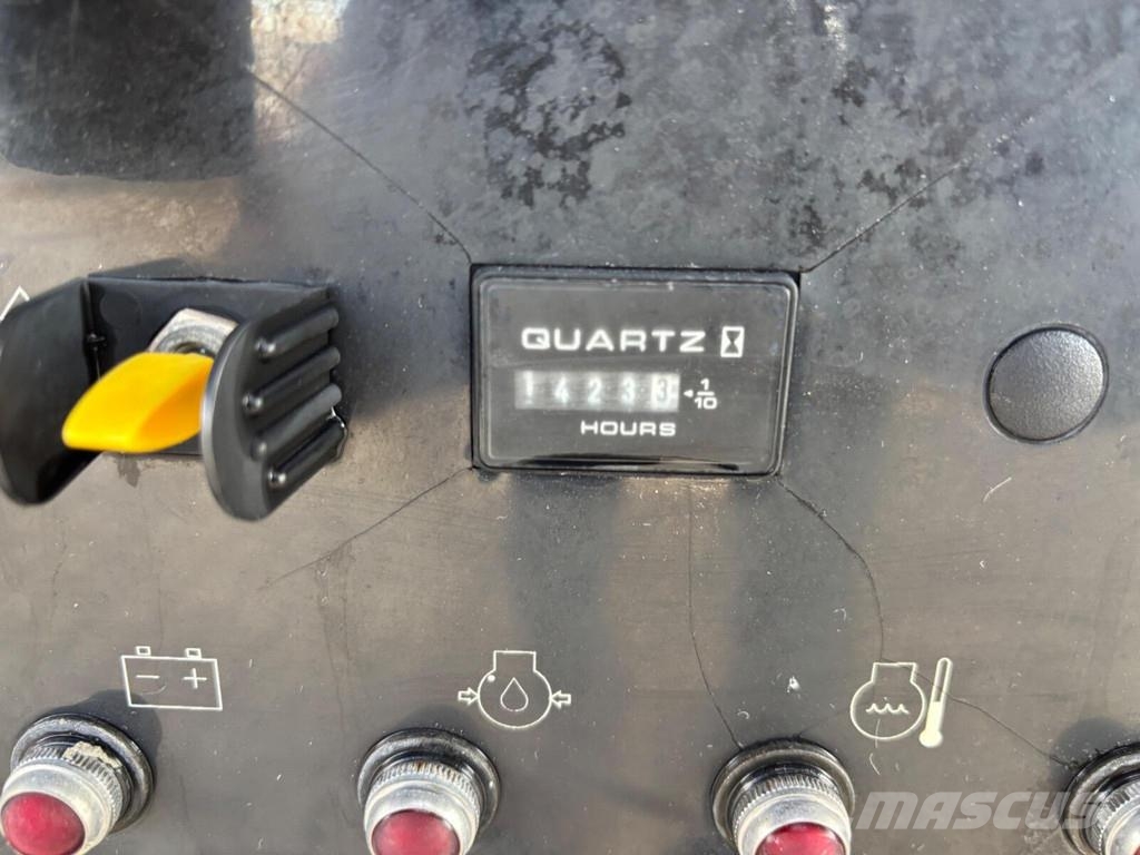 JLG 3394RT رافعات مقصية الشكل