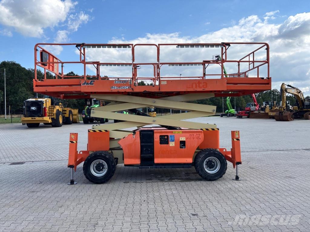 JLG 3394RT رافعات مقصية الشكل
