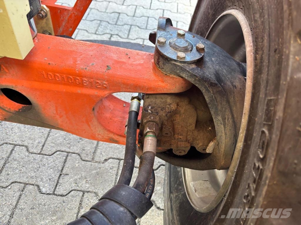 JLG 3394RT Saksilavat