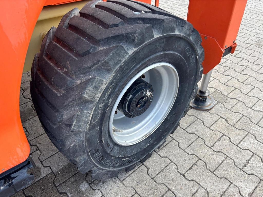 JLG 3394RT Saksilavat