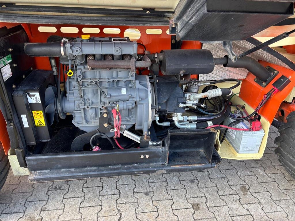 JLG 3394RT رافعات مقصية الشكل