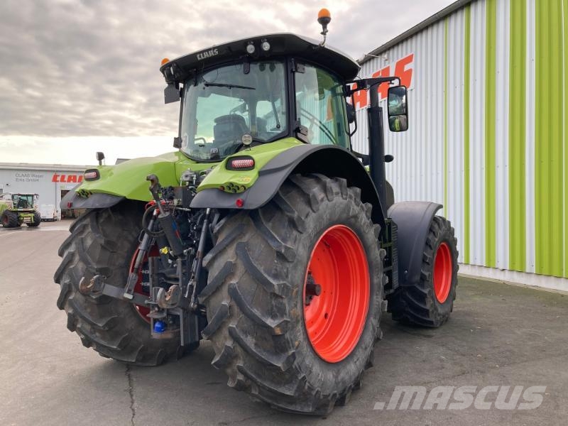 CLAAS AXION 810 CMATIC CEBIS Tractoren