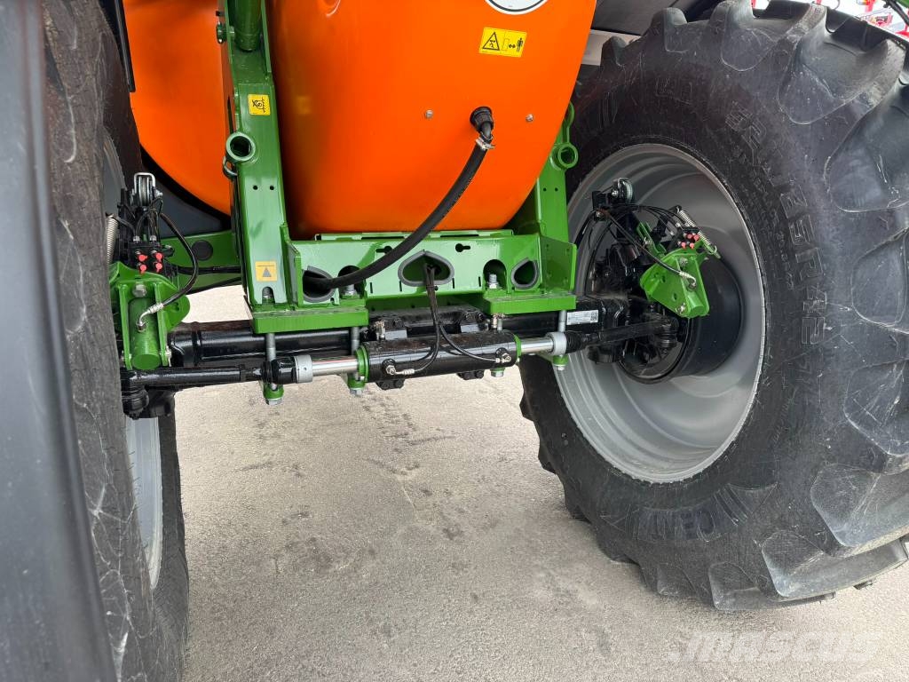 Amazone UX 6201 Super Hinattavat ruiskut