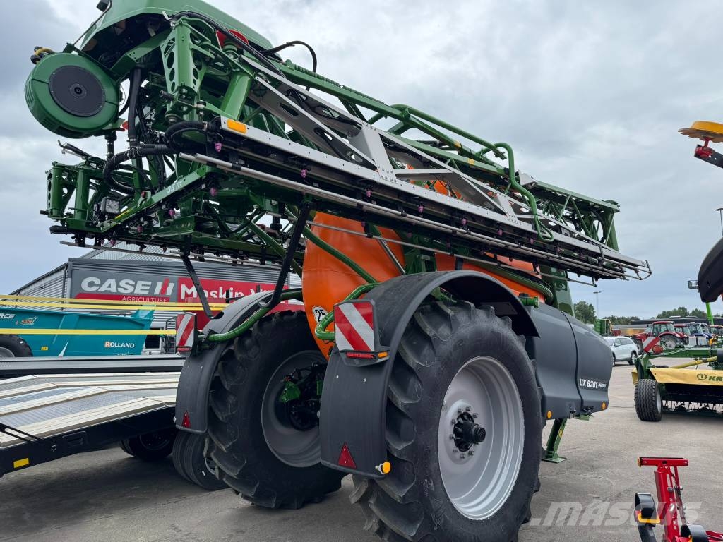 Amazone UX 6201 Super Hinattavat ruiskut