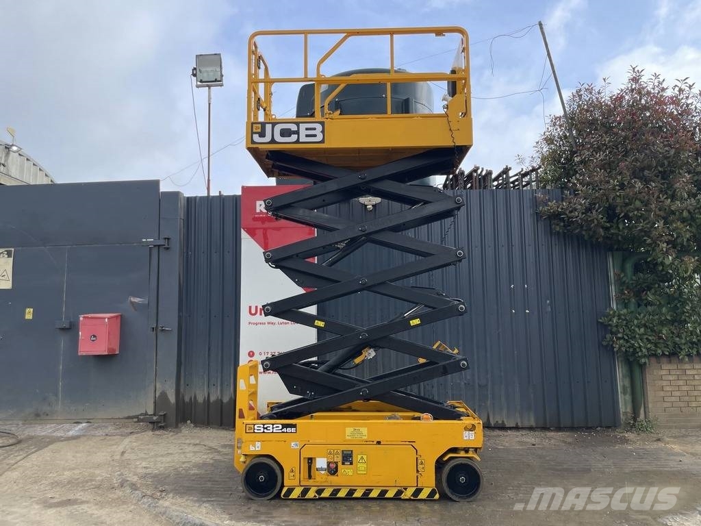 JCB S 3246 E 12m Electric Scissor Lift Škarjaste dvižne ploščadi