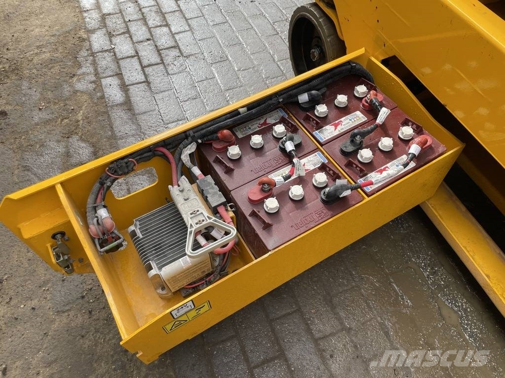 JCB S 3246 E 12m Electric Scissor Lift Škarjaste dvižne ploščadi