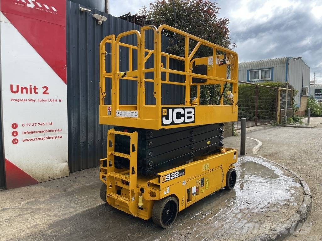 JCB S 3246 E 12m Electric Scissor Lift Škarjaste dvižne ploščadi