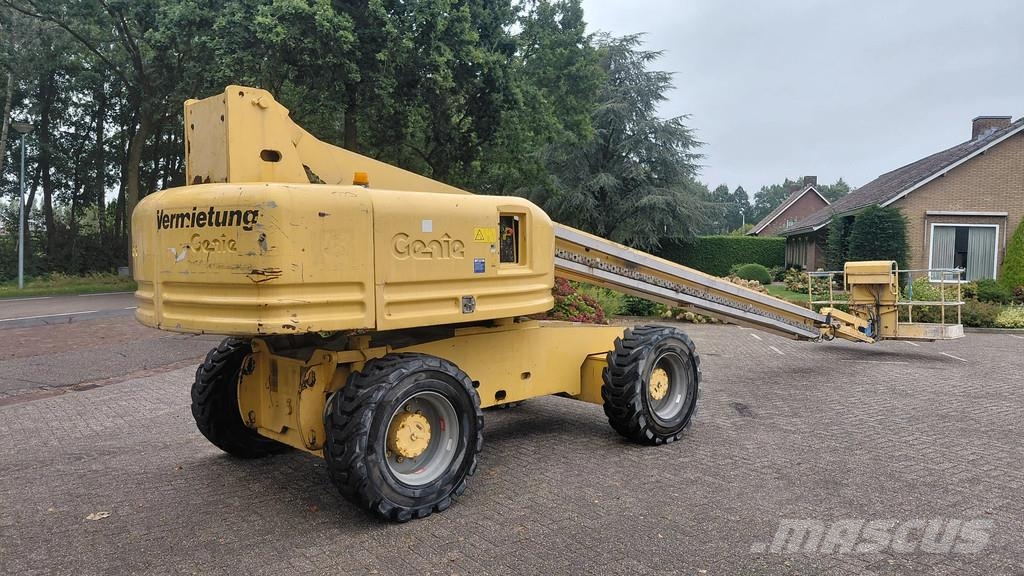 Genie S85 4x4 manlift / 28m working height Saksilavat