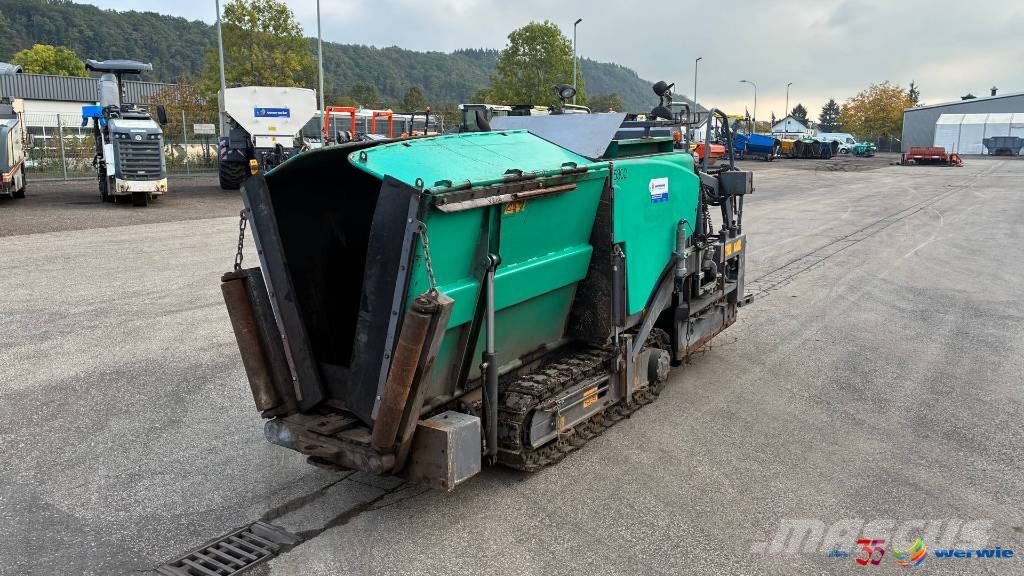 Vögele SUPER 800 / AB200TV Asfalta klājēji