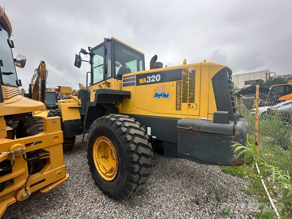 Komatsu WA320-5 Hjullastare