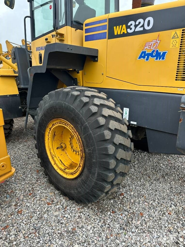Komatsu WA320-5 Hjullastare