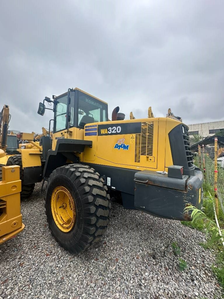 Komatsu WA320-5 Hjullastare