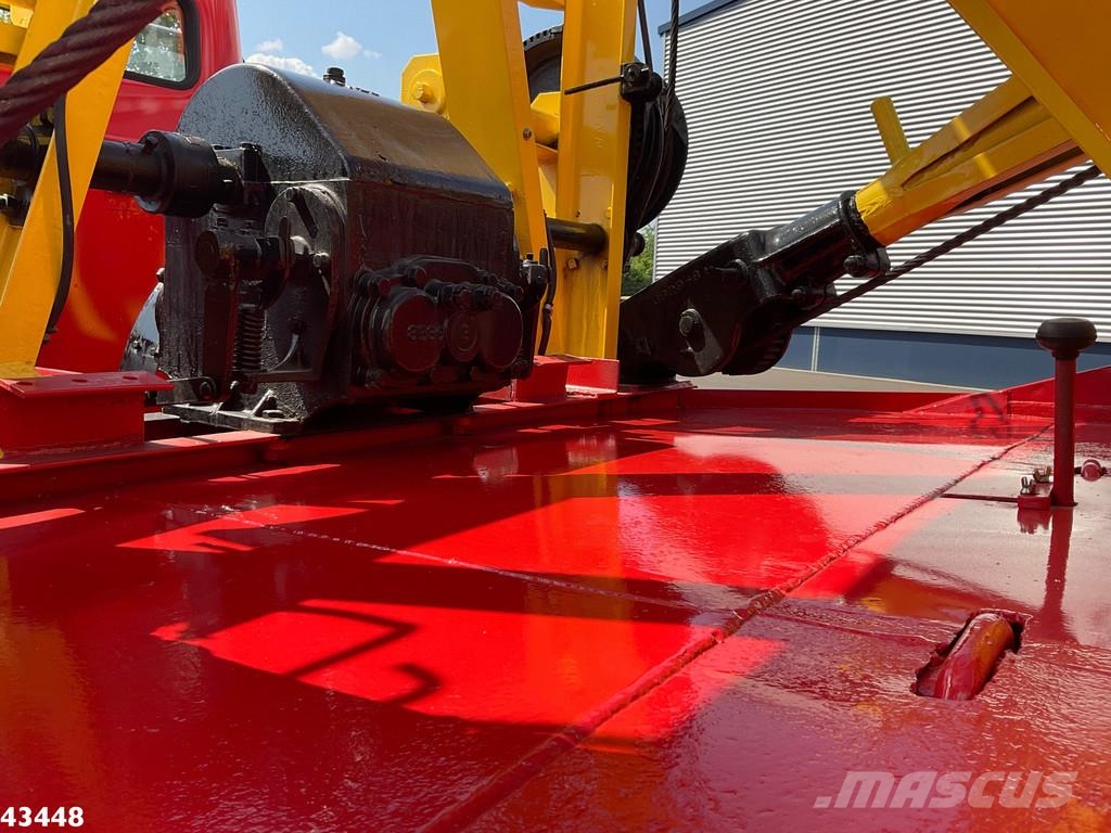 Scania Vabis L76 Ernest Holmes wrecker Hinausautot