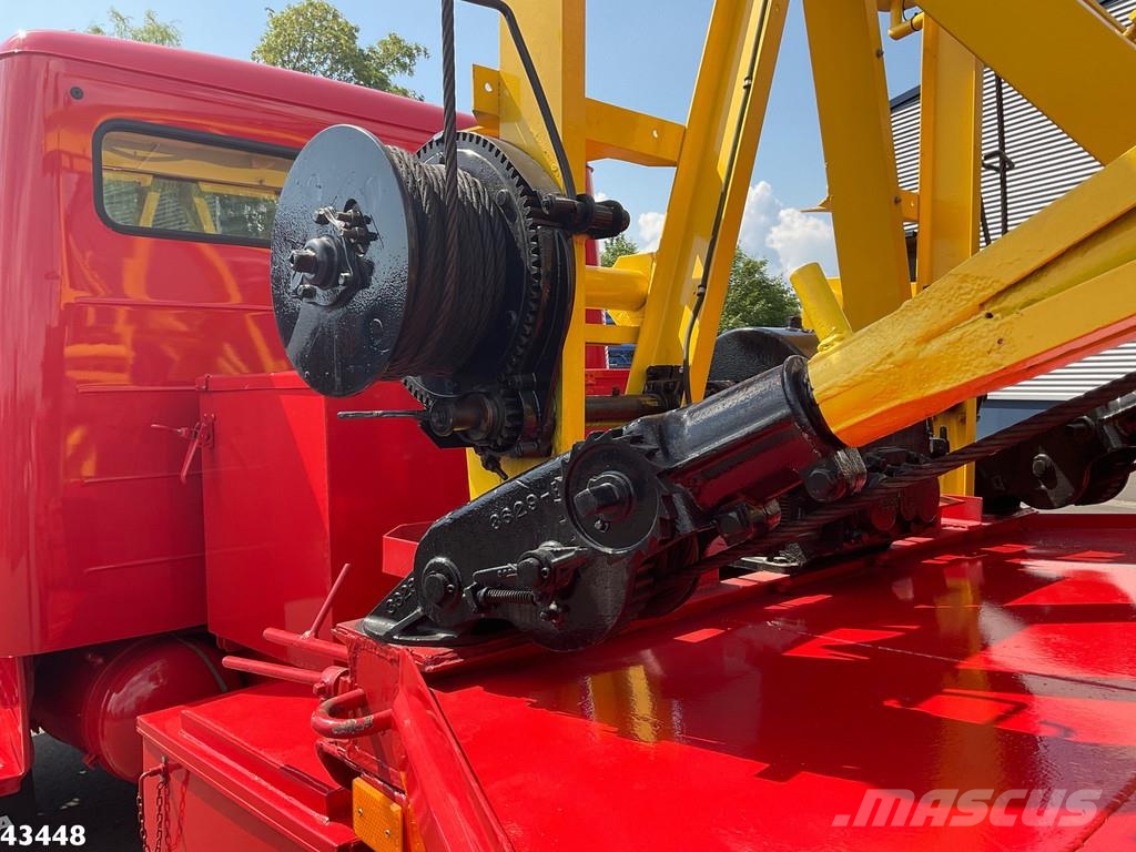 Scania Vabis L76 Ernest Holmes wrecker Hinausautot