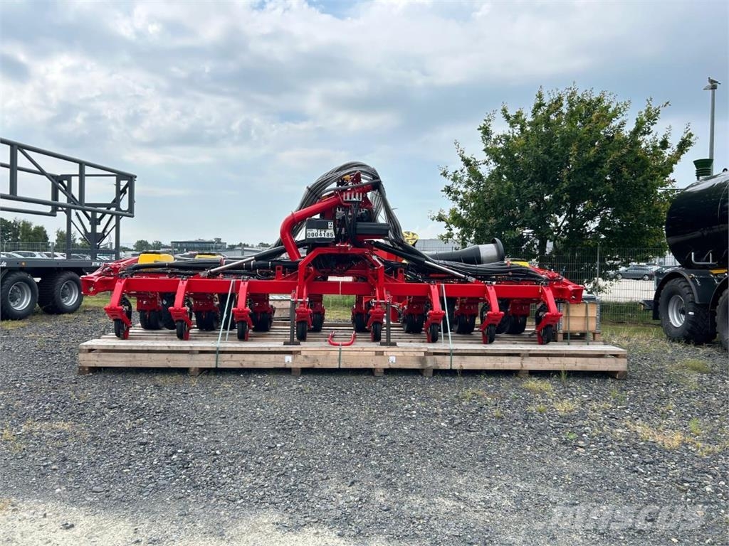 Väderstad Tempo V TPV 8 + FH 2200 Farm machinery